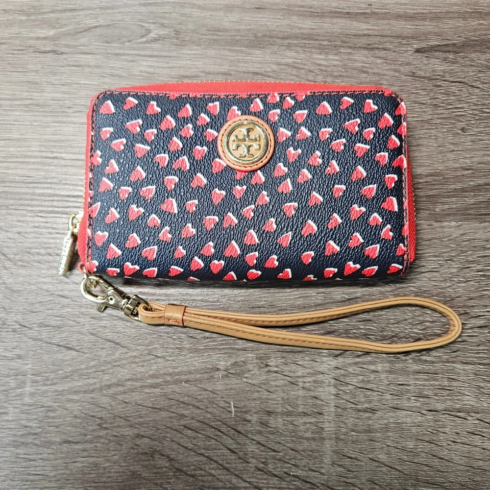 Tory Burch Kerrington Zip Continental Wallet Heart Print Navy Red Wristlet